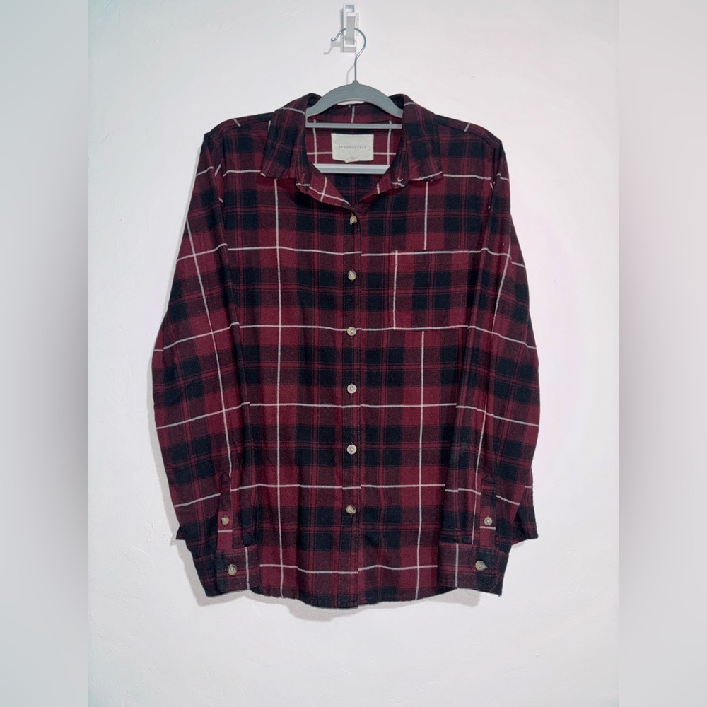 Vintage Men’s Aeropostale Burgundy and Black Plaid Shirt